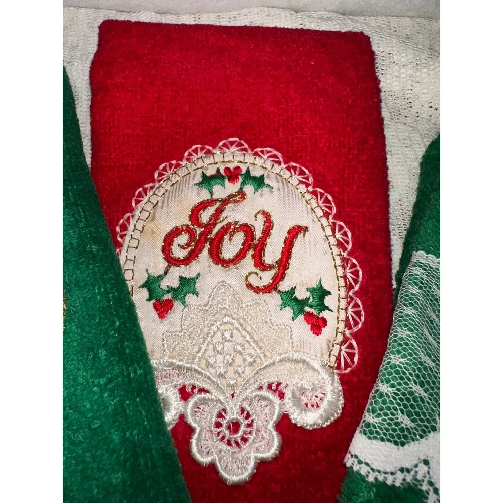 Christmas Towels Embroidered Joy Noel Bells Red Green Set of 3‎